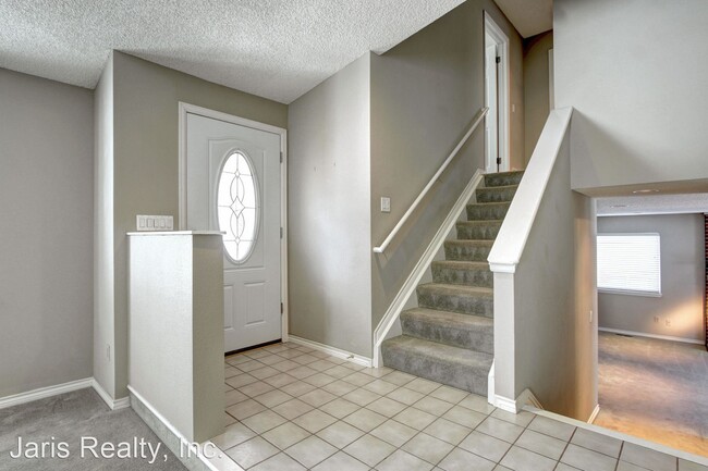 Building Photo - 3 br, 2 bath House - 221 Quail Ridge Circle