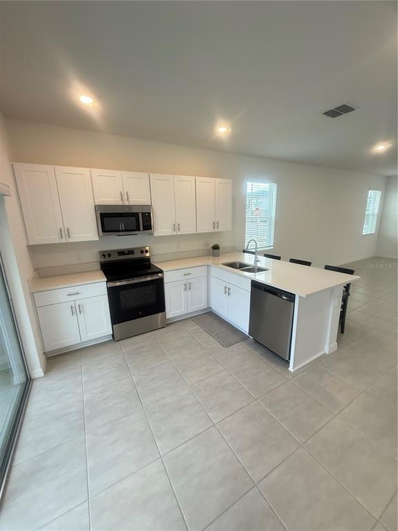 Building Photo - 3065 Skyline Lp