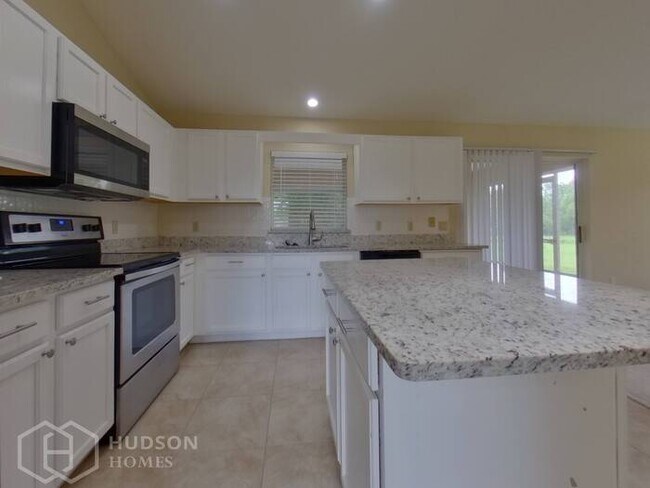 Building Photo - 6146 Brabrook Ave