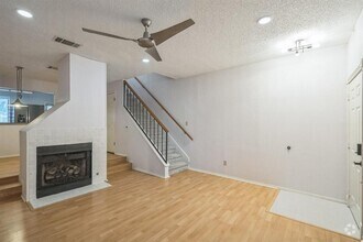 Building Photo - 1411 Gracy Farms Ln