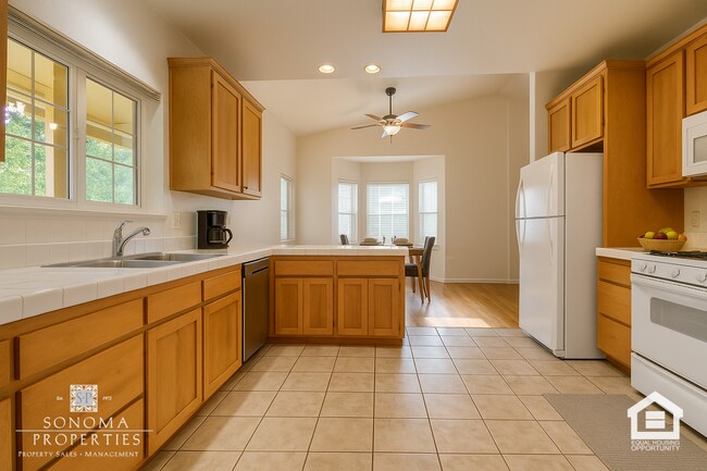 Foto del edificio - 4BD/3BA House in Agua Caliente!