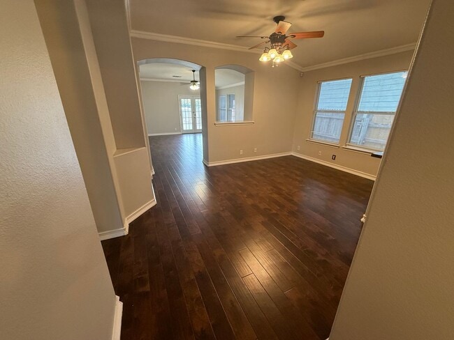 Building Photo - "Beautiful 4-Bed, 2-Bath Home in Emerald Valley – Lease for $1,725 (15 Months)