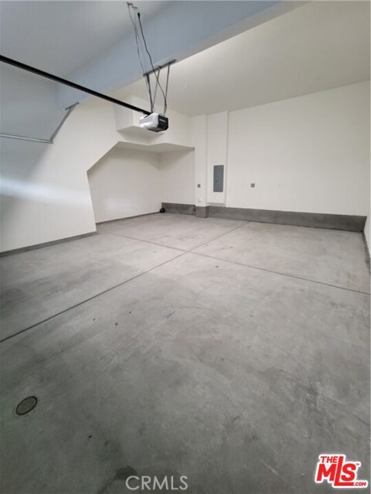 Building Photo - 702 Dusky Creek