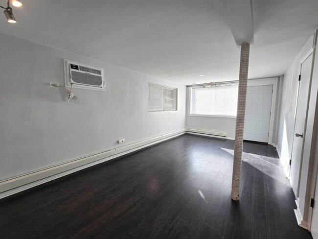 Building Photo - 5972 S Archer Ave
