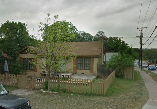 Foto del edificio - 2400 Forest Ave
