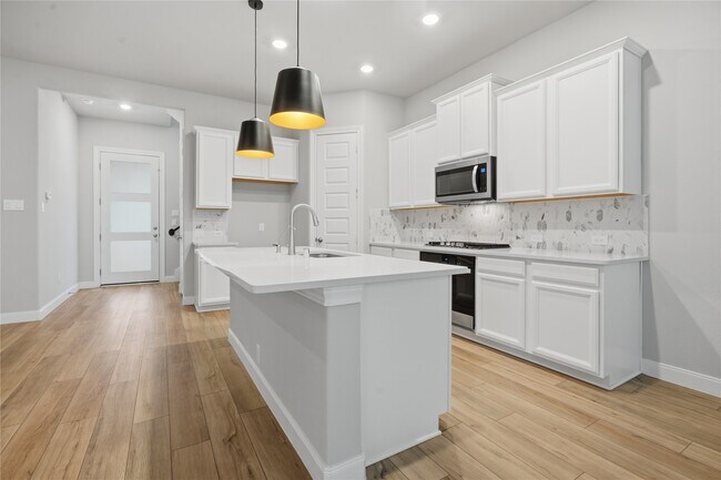 Foto del edificio - 719 Sandy Bay Ln