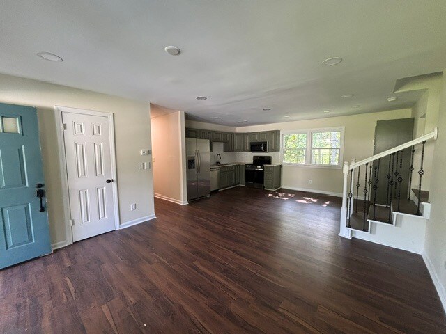 Foto del edificio - 6200 Ridge Rd