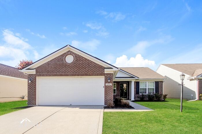 Foto principal - 19367 Fox Chase Dr