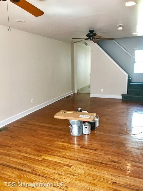 Building Photo - 3 br, 1.5 bath House - 2640 Cedar Street