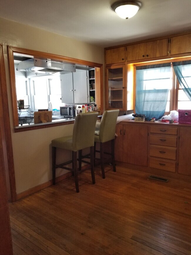 Foto del edificio - 836 W Knapp Ave