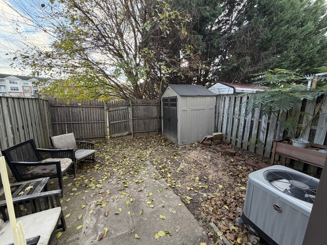 Photo - 10813 Daisy Ct Townhome