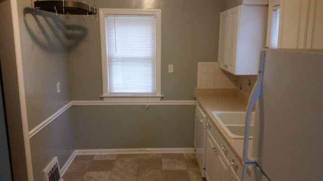 Foto del edificio - 849 S Ottillia St SE