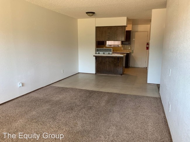 Foto del edificio - 2530-2534 W Hemlock Ct