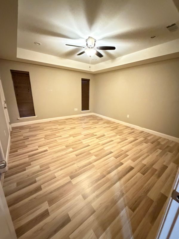 Foto del edificio - 14443 Bywood Ave
