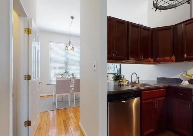 Foto del edificio - 2321 Rutger St