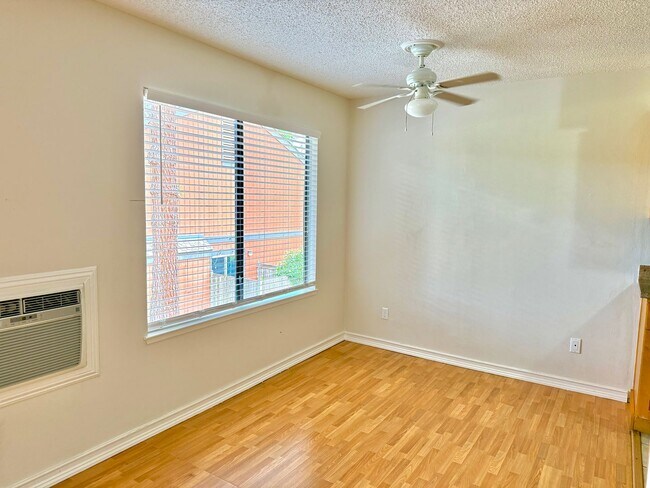 Foto del edificio - $3290 - 3 BED/2 BATH CONDO IN CENTRAL FREM...