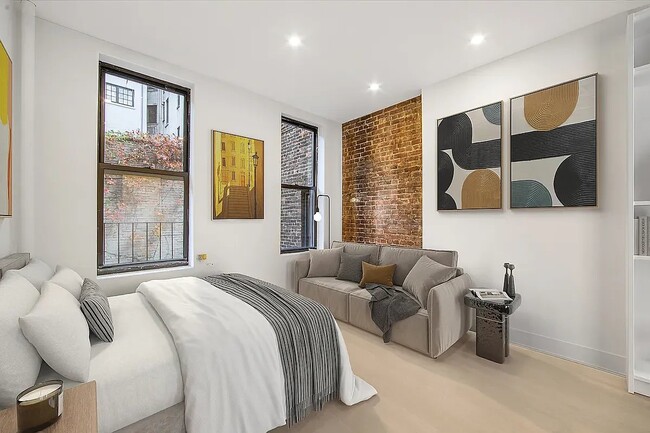 Foto del edificio - 51 W 8th St