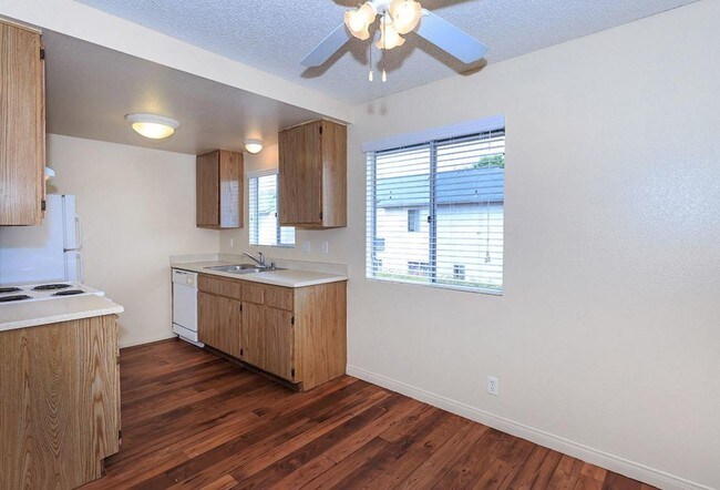 Foto del edificio - Greenfield Estates - El Cajon Apartments