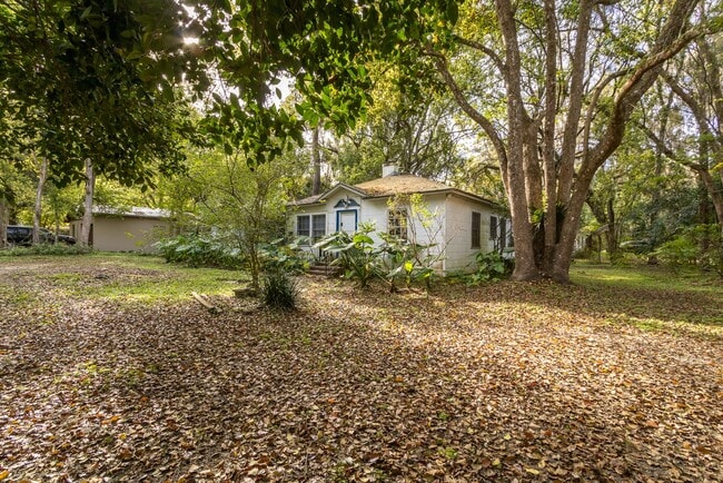 Building Photo - Charming 3 bedroom home in NW Gainesville!