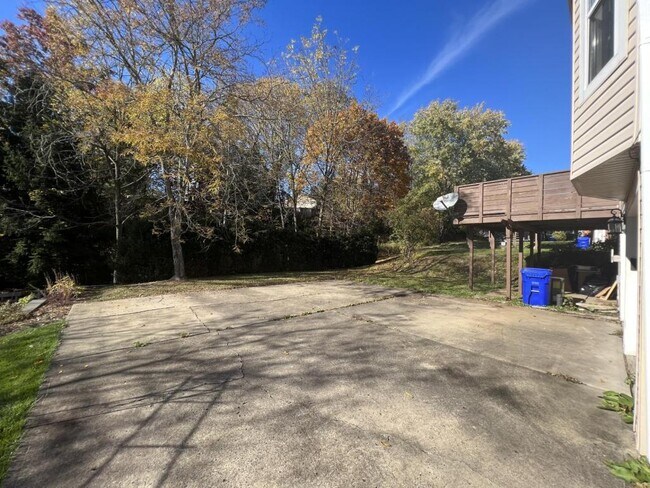 Building Photo - Fox Chase Drive 3537