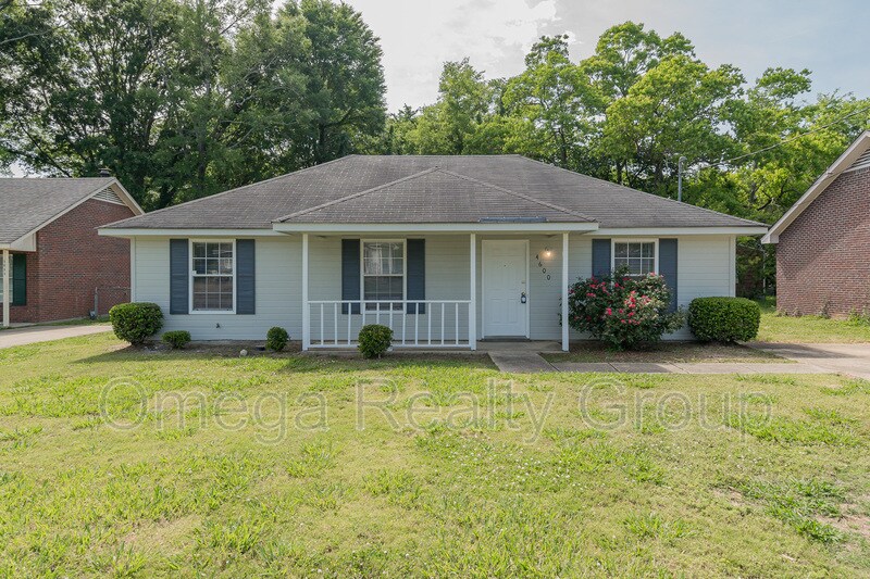 Primary Photo - 4600 Neese Dr