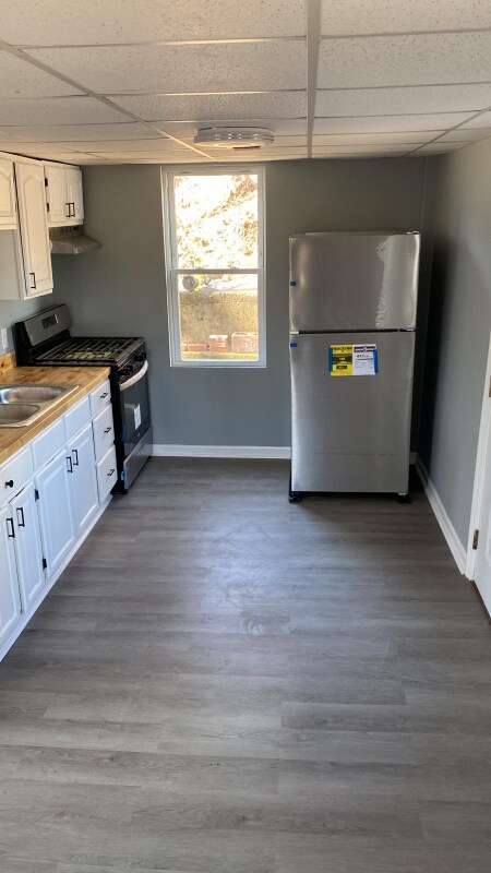 Foto del edificio - 645 N Main St