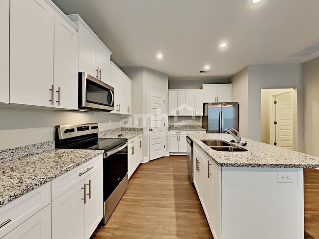 Foto del edificio - 5236 Tupelo St