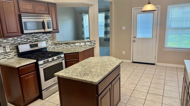 Foto del edificio - 1602 Stoney Park Dr