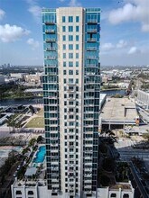 Building Photo - 777 N Ashley Dr