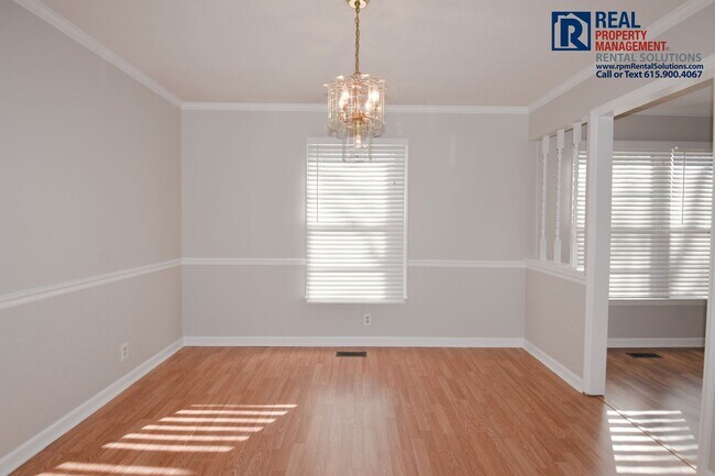 Foto del edificio - Amazing 3BR/2BA one-level M'boro home on 1+ acre, Siegel middle/high