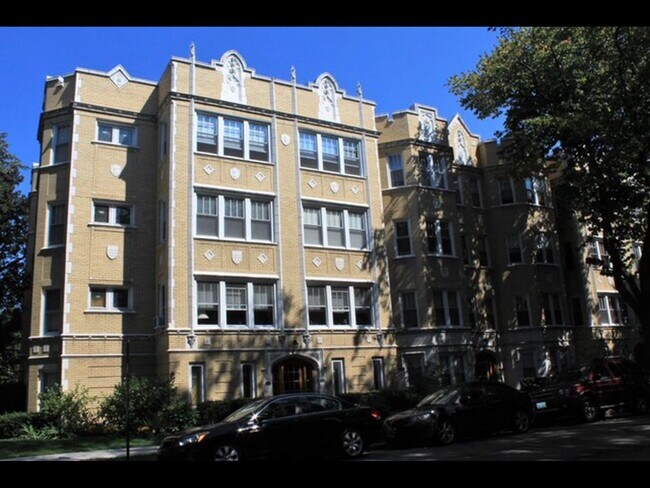 Building Photo - 824 Washington Blvd