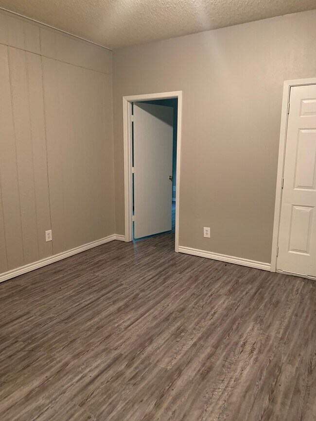 Foto del edificio - 1200 Whetstone St