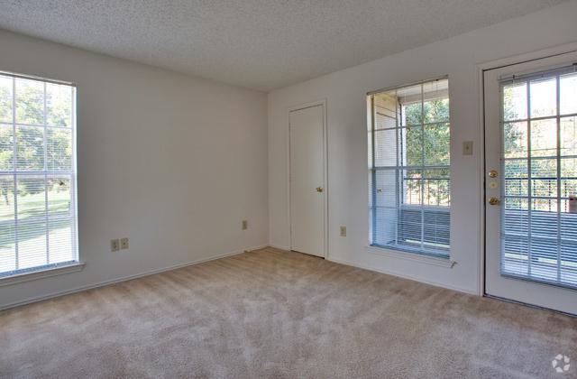 The Trails Apartments Arlington Tx Apartments Com