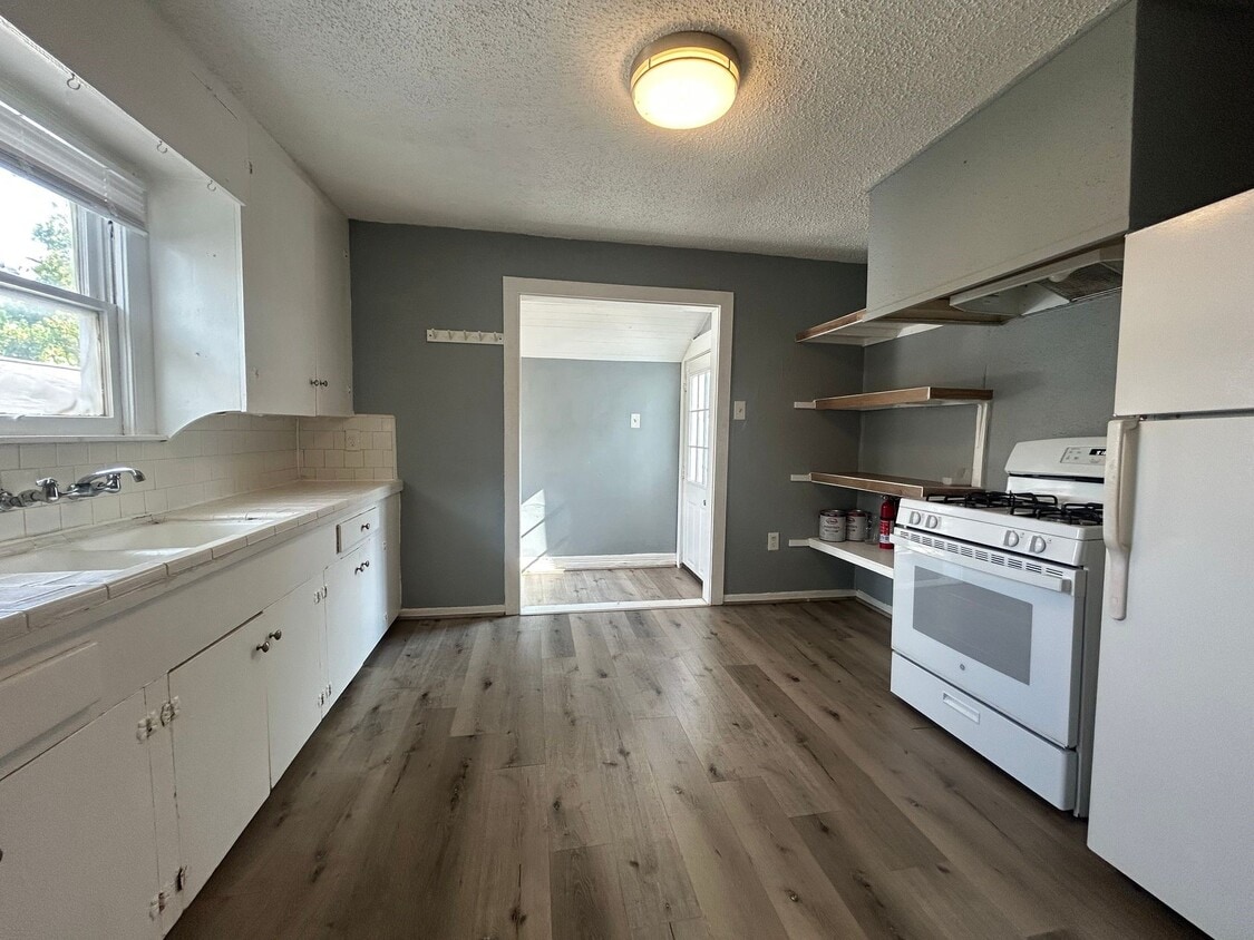 Foto principal - 822 Booth St