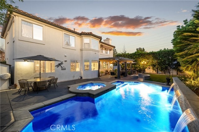 Building Photo - 2384 Canyon Crest Dr