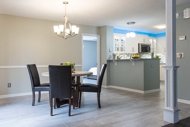 Dining Room / Kitchen - 517 Spring Forest Rd