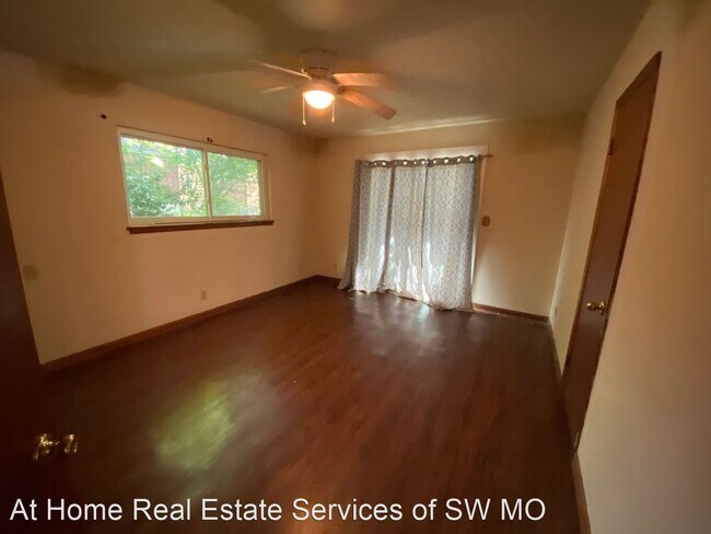 Building Photo - 3 br, 1.5 bath House - 1134 S Pennsylvania