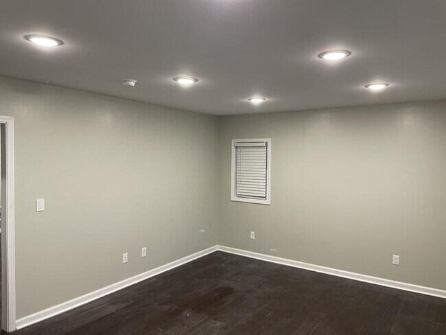 Foto del edificio - 381 Georgetown St