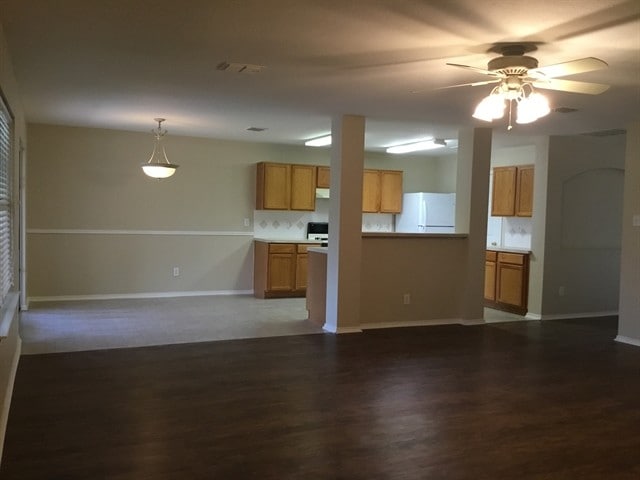 Building Photo - 7110 Chambers Creek Ln
