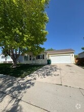 Building Photo - 4012 Mallard Ave