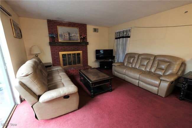 Foto del edificio - 22560 Libby Rd