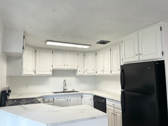 Foto del edificio - 5324 S Hamlin St