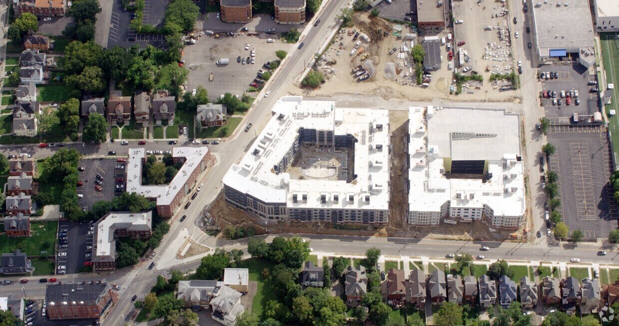 Woodburn Exchange Apartments 1351 William Howard Taft Rd Cincinnati