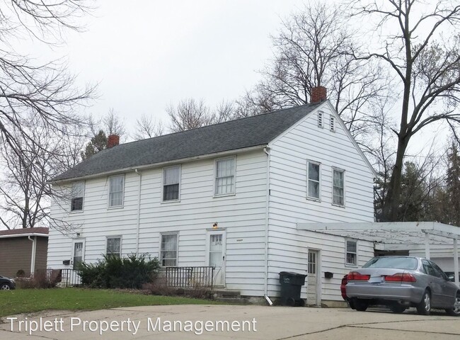 Building Photo - 3 br, 1 bath House - 2142 Sunset Drive