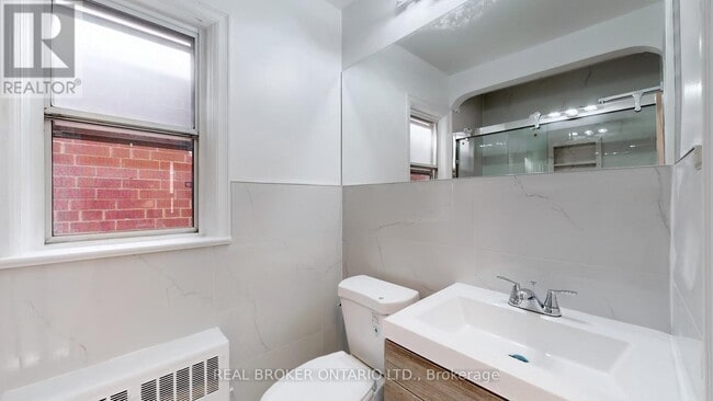 Building Photo - 451 Donlands Ave