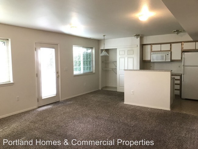 Building Photo - 3016 SW Corbeth Ln