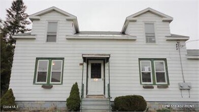 Building Photo - 63 Wellington Ave