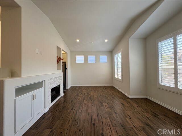 Building Photo - 7839 E Menton Ave