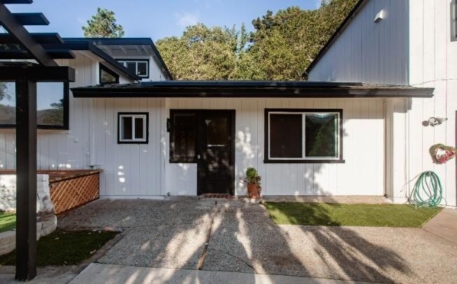 Primary Photo - 43 Laureles Grade