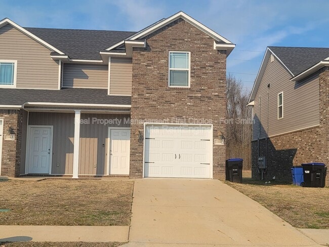 Building Photo - 2100 Ingalls Ln